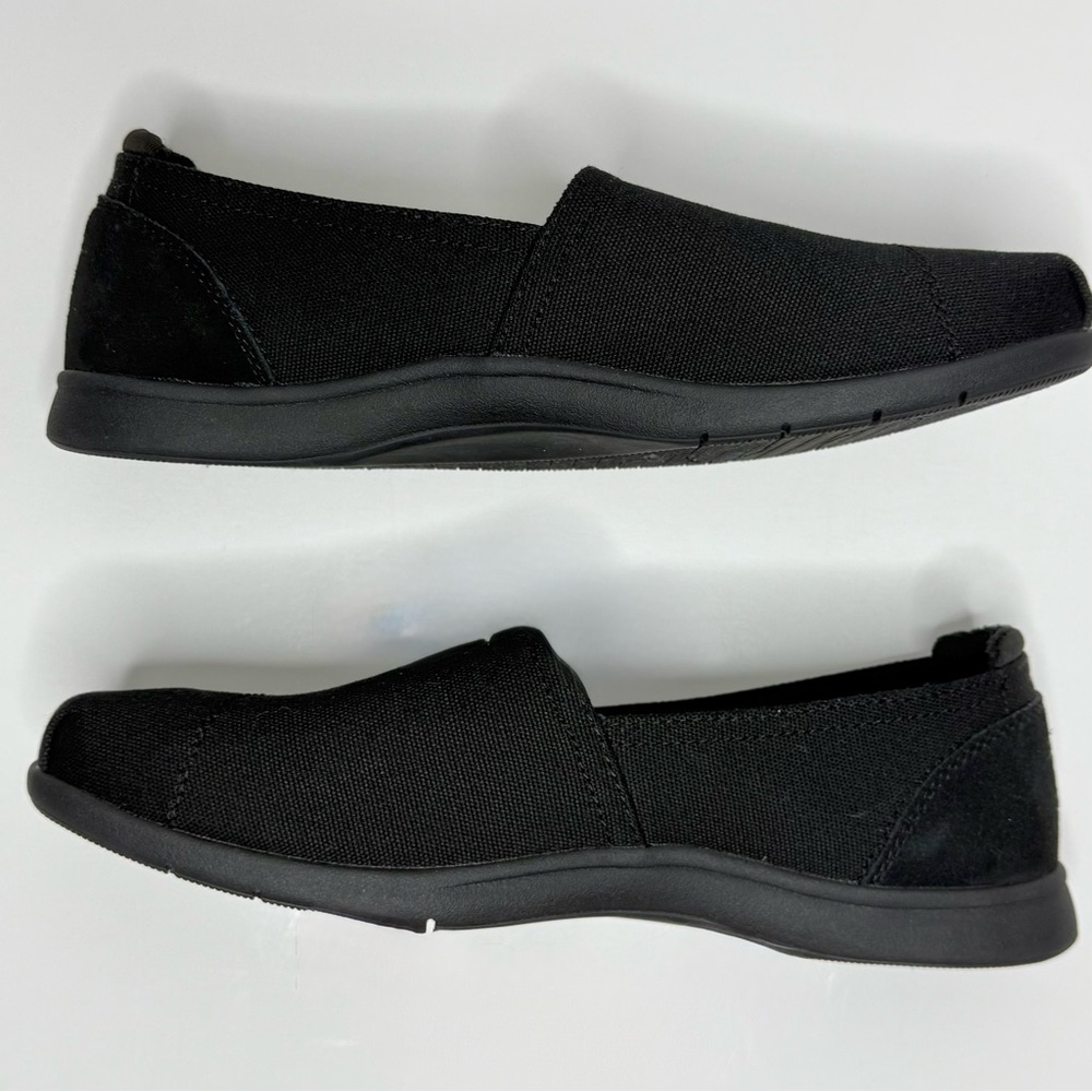 Skechers BOBS Arch Fit Slip-On Flats - Picture 6 of 8